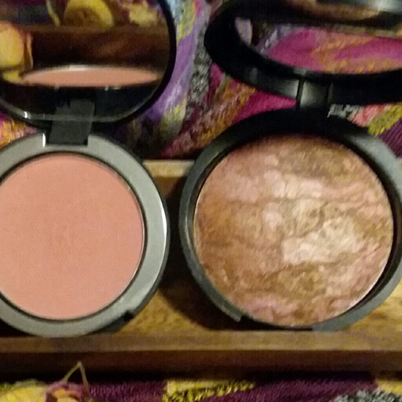 Laura Geller and IT Blushes lot of 2 - Picture 5 of 6